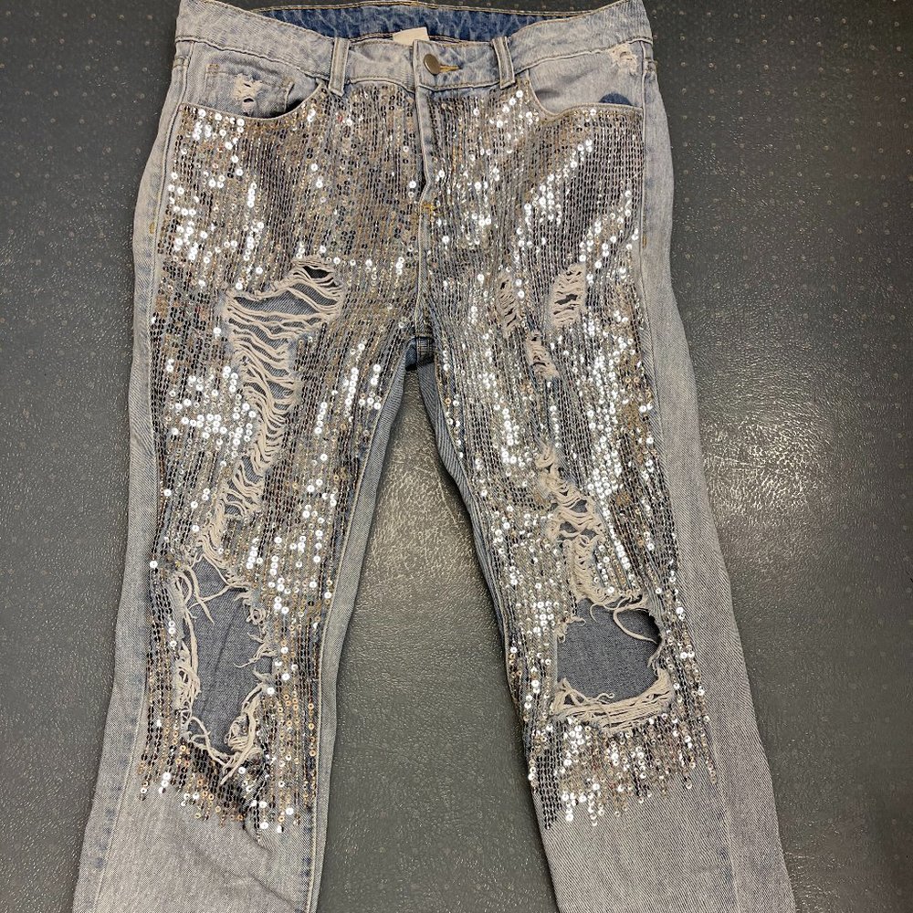 LITZ Distressed Jeans-Raw Hem/Ankle- Cropped 29x24
